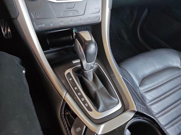 Ford Mondeo 2013, 111500 км, за 6539 USD - фото 13