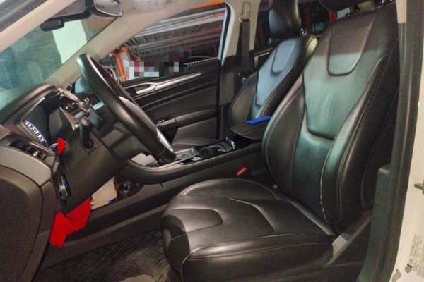 Ford Mondeo 2013, 112800 км, за 7033 USD - фото 16