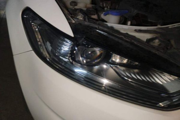 Ford Mondeo 2013, 112800 км, за 7033 USD - фото 7