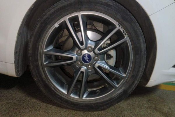 Ford Mondeo 2013, 112800 км, за 7033 USD - фото 8