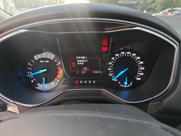 Ford Mondeo 2013, 116900 км, за 4985 USD - фото 12