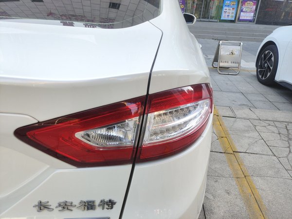 Ford Mondeo 2013, 192800 км, за 5806 USD - фото 23