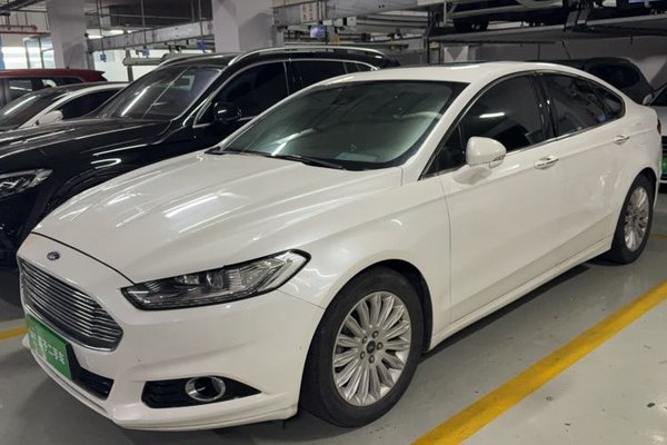 Ford Mondeo · 2013 год