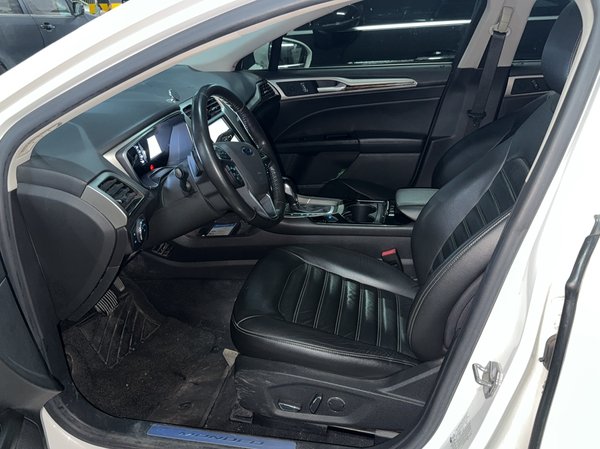 Ford Mondeo 2013, 62400 км, за 6902 USD - фото 21