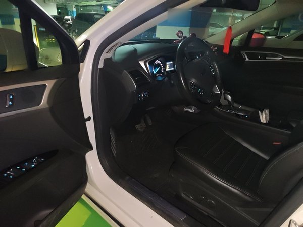 Ford Mondeo 2013, 62400 км, за 6902 USD - фото 17