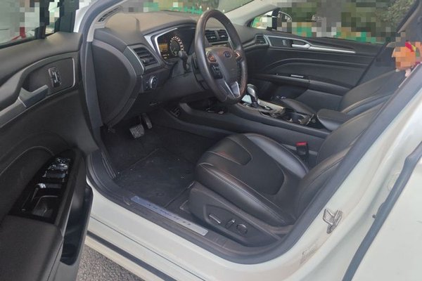 Ford Mondeo 2013, 64800 км, за 6270 USD - фото 25