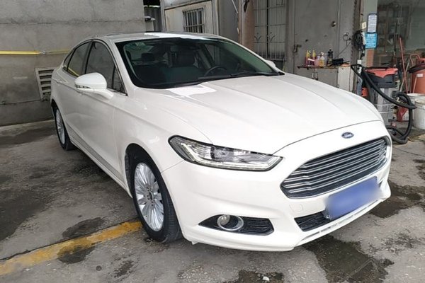 Ford Mondeo 2013, 99700 км, за 7636 USD