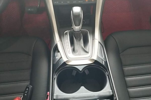 Ford Mondeo 2013, 99700 км, за 7636 USD - фото 25
