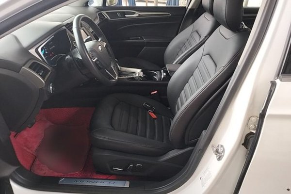Ford Mondeo 2013, 99700 км, за 7636 USD - фото 26