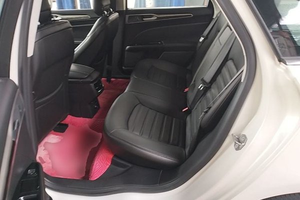 Ford Mondeo 2013, 99700 км, за 7636 USD - фото 18