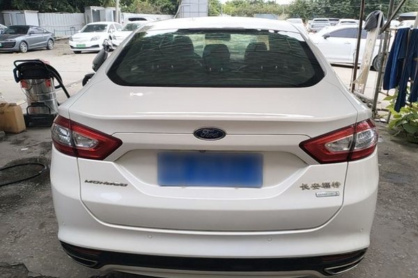 Ford Mondeo 2013, 99700 км, за 7636 USD