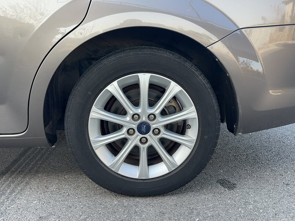 Ford Mondeo 2013, 116900 км, за 4929 USD - фото 10