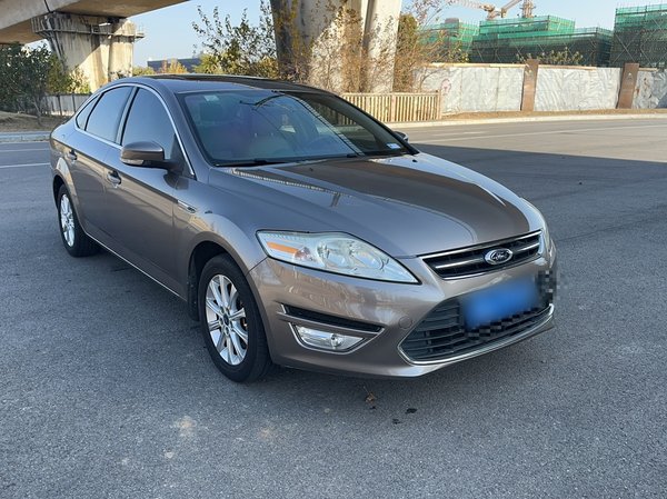 Ford Mondeo 2013, 116900 км, за 4929 USD