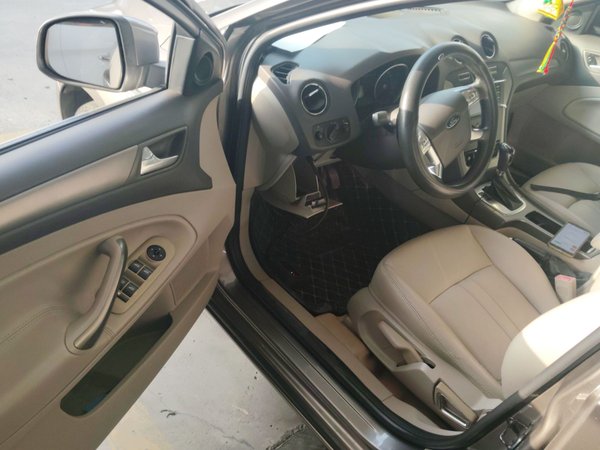 Ford Mondeo 2013, 116900 км, за 4929 USD - фото 22