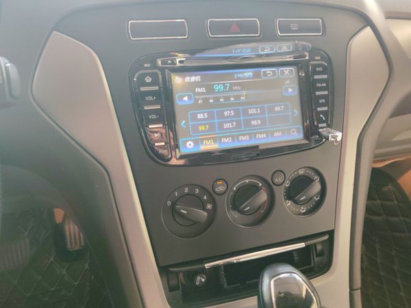 Ford Mondeo 2013, 116900 км, за 4929 USD - фото 15