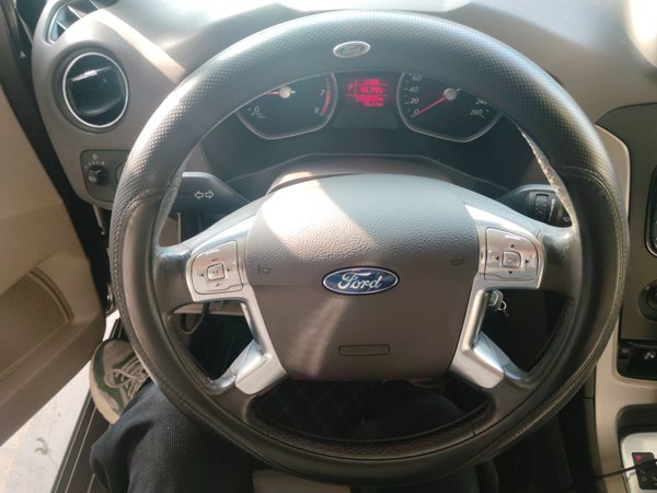 Ford Mondeo 2013, 116900 км, за 4929 USD - фото 13