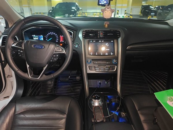 Ford Mondeo 2017, 114600 км, за 6698 USD - фото 10