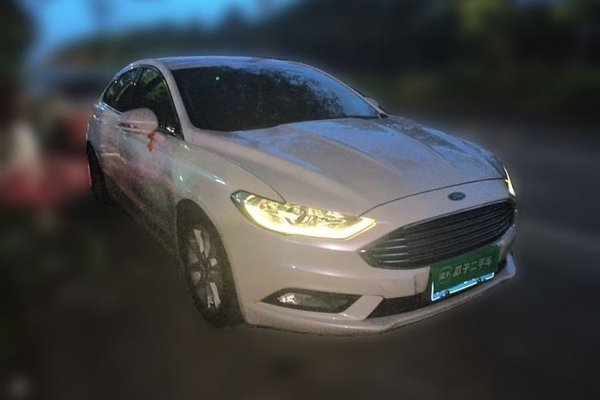 Ford Mondeo 2017, 128500 км, за 7017 USD
