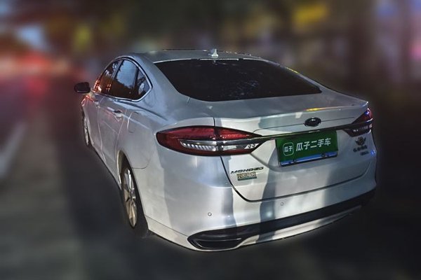 Ford Mondeo 2017, 128500 км, за 7017 USD