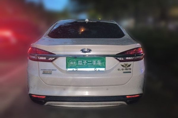 Ford Mondeo 2017, 128500 км, за 7017 USD