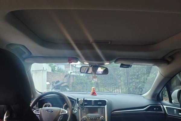 Ford Mondeo 2017, 134300 км, за 6216 USD - фото 18