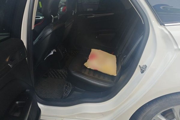Ford Mondeo 2017, 134300 км, за 6216 USD - фото 17