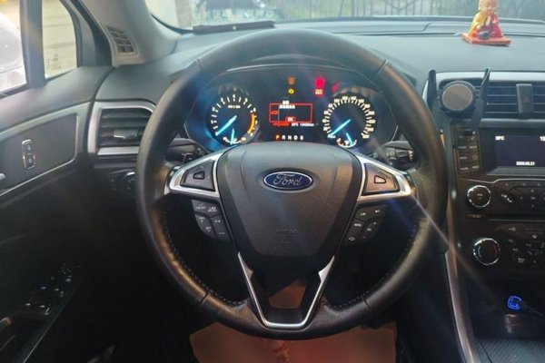 Ford Mondeo 2017, 134300 км, за 6216 USD - фото 10