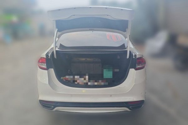 Ford Mondeo 2017, 134300 км, за 6216 USD - фото 19