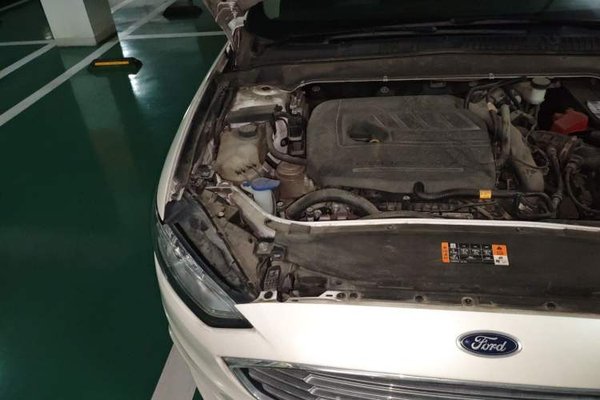 Ford Mondeo 2017, 49600 км, за 6616 USD - фото 22