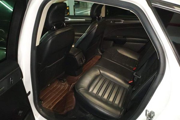 Ford Mondeo 2017, 49600 км, за 6616 USD - фото 16