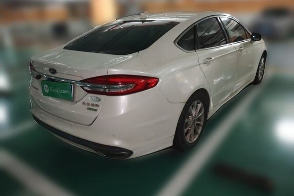 Ford Mondeo 2017, 49600 км, за 6616 USD