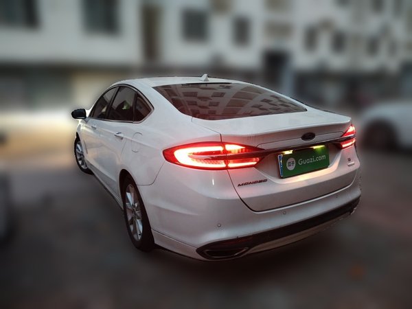 Ford Mondeo 2017, 63400 км, за 8153 USD