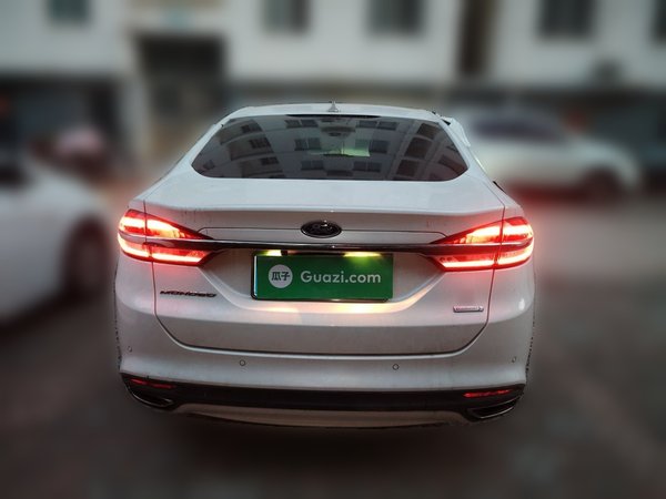 Ford Mondeo 2017, 63400 км, за 8153 USD