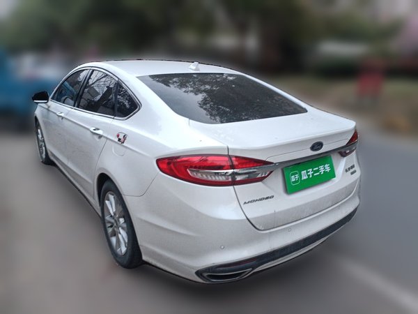 Ford Mondeo 2017, 73700 км, за 7738 USD