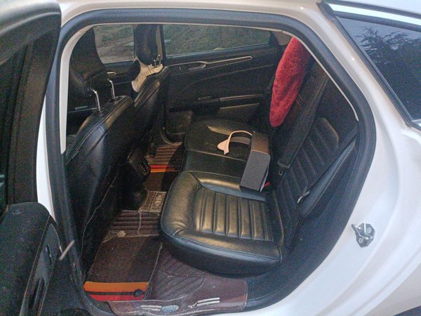 Ford Mondeo 2017, 73700 км, за 7738 USD - фото 14