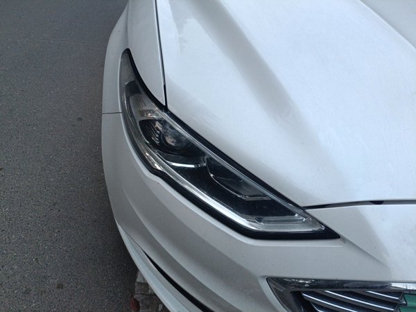 Ford Mondeo 2017, 73700 км, за 7738 USD