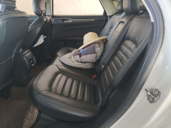 Ford Mondeo 2017, 74800 км, за 9999999 USD - фото 18