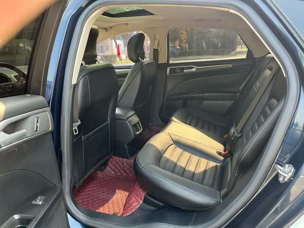 Ford Mondeo 2017, 78500 км, за 8625 USD - фото 13