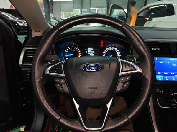 Ford Mondeo 2017 EcoBoost 180 Stylish Model, 2017 года