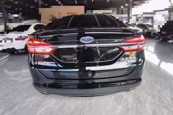 Ford Mondeo 2017, 48700 км, за 10616 USD