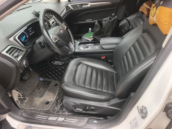 Ford Mondeo 2017, 121100 км, за 8788 USD - фото 10