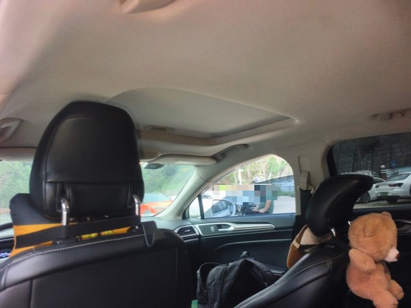 Ford Mondeo 2017, 121100 км, за 8788 USD - фото 16