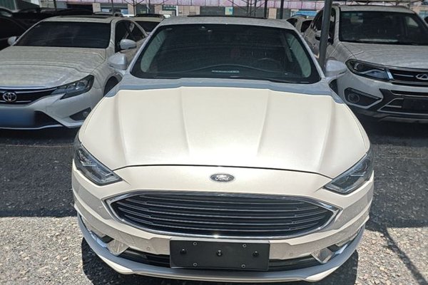 Ford Mondeo 2017, 131500 км, за 10011 USD