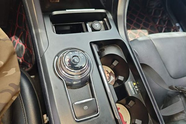 Ford Mondeo 2017, 131500 км, за 10011 USD - фото 16