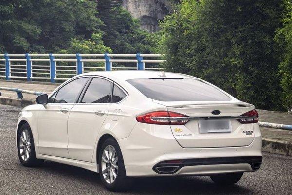 Ford Mondeo 2017, 99800 км, за 9232 USD - фото 18