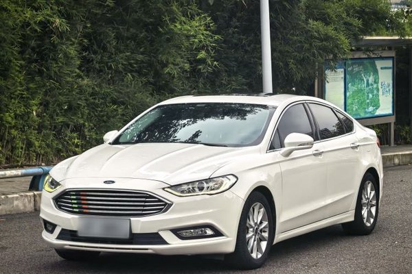 Ford Mondeo · 2017 год