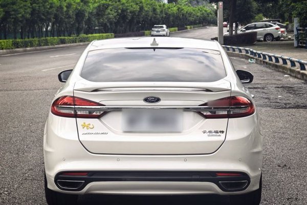 Ford Mondeo 2017, 99800 км, за 9232 USD - фото 31