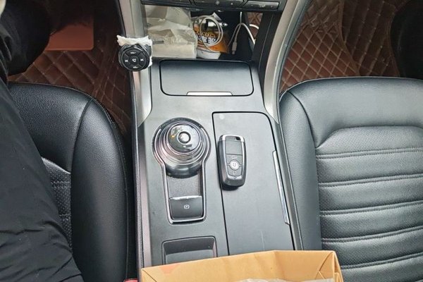 Ford Mondeo 2018, 133900 км, за 8587 USD - фото 13