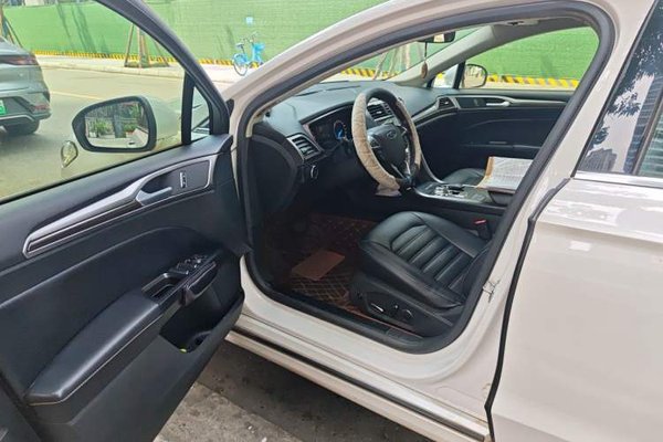 Ford Mondeo 2018, 133900 км, за 8587 USD - фото 19
