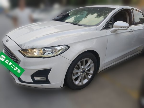 Ford Mondeo 2018, 52699 км, за 8974 USD